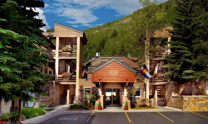 Matterhorn Village Resort | GetAways at Eagle Point Resort