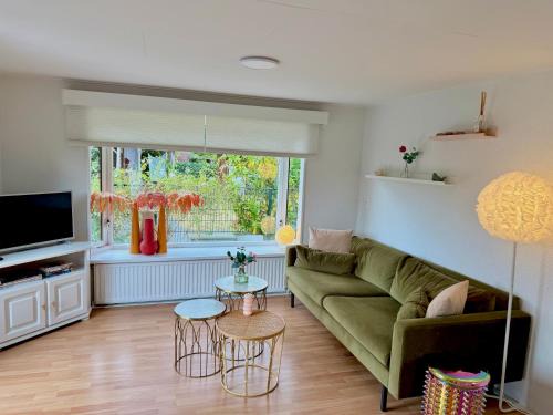 Erm House | Gezellig chalet met 2 slaapkamers en zicht op het water