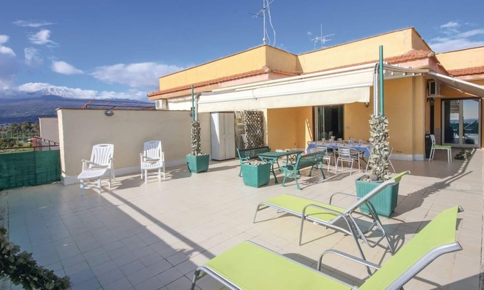 Chianchitta-Pallio Apartment | Giardini Naxos: Apartment/ flat - Giardini-naxos