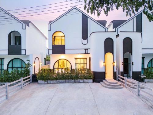 Pak Chong Villa | Gift Pool Villa Khaoyai เขาใหญ่ บ้านพักเขาใหญ่ พูลวิลล่าเขาใหญ่