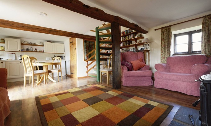Trecastle Cottage | Gilfach Farm Holiday Accommodation