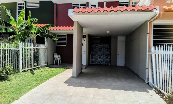 Ensenada House | Ginger House. Charming 3-bedroom townhome, fast WiFi, A/C in enchanting Rincón