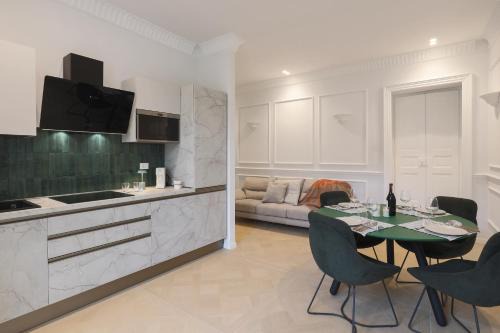 Historic Centre Apartment | Gioberti's Apartment - 100 sqm - 2 Bedrooms and Free Private Parking in the Center