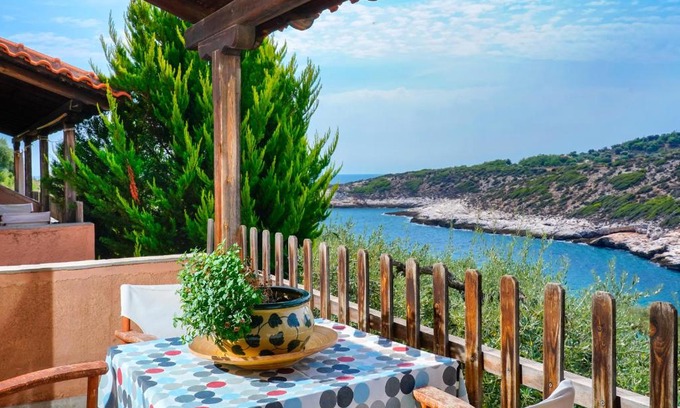 Astris Apartment | Giola Bungalows Sirines