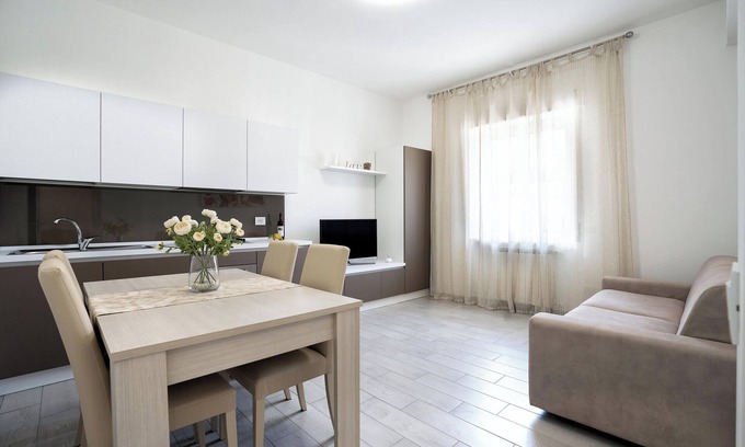 Maiori Apartment | Giselle Apartments Maiori - Amalfi Coast - casa "Papaveri"