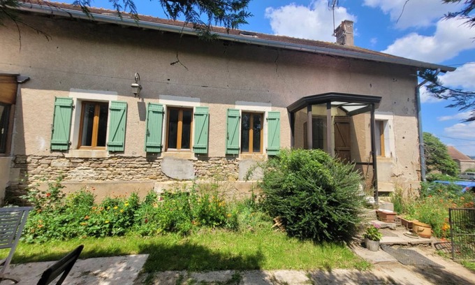 Marcigny-sous-Thil Other | Gite 15 pers. former abbey farmhouse, animals live on site