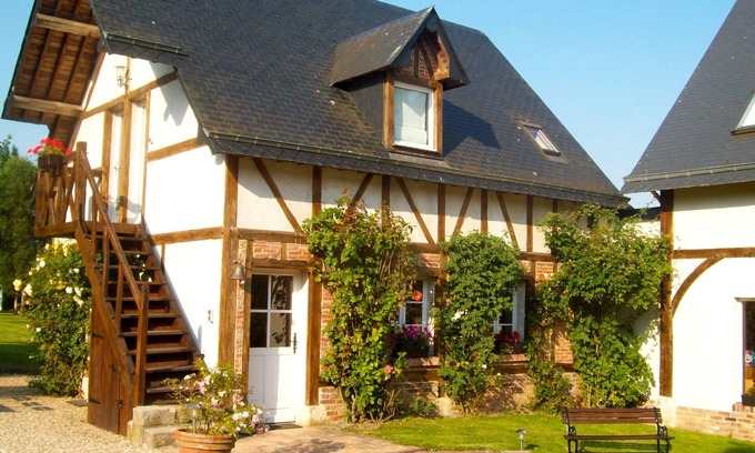 Saint-Lucien House | Gîte 250m2 for rent /15 people /wedding reception and seminar party