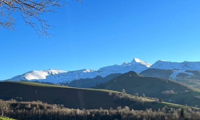 Arrodets-ez-Angles Ski Chalet | GITE A LA CAMPAGNE. GITE DOULY 65100 ARRODETS EZ ANGLES