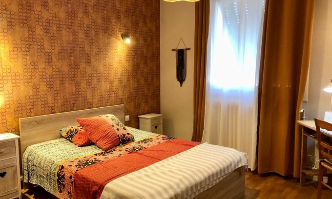Nogent-le-Rotrou House | Gite cinq chambres