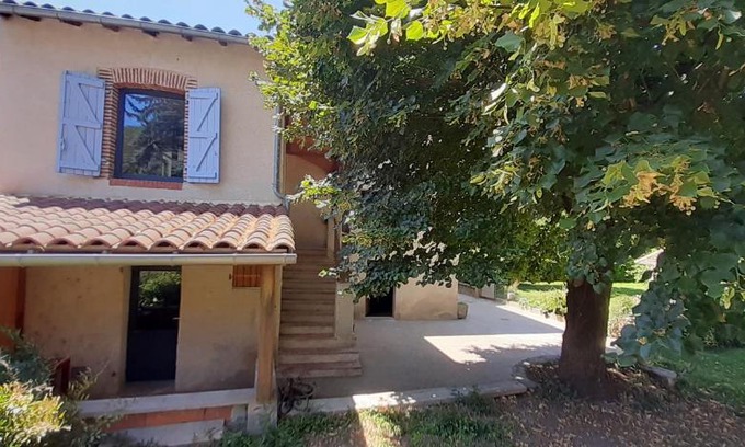 Cahors House | Gite de l'Archipel - Ville de Cahors - Parking