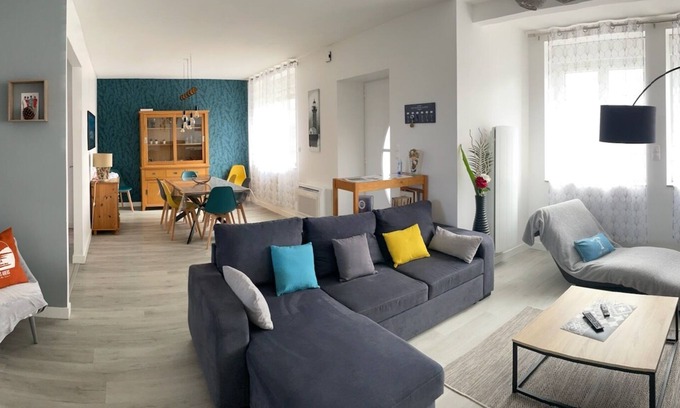 Lannilis House | Gite de la Roche - Large Breton house