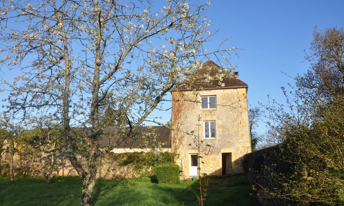 Nolay Cottage | Gite de la Tour de Prunevaux