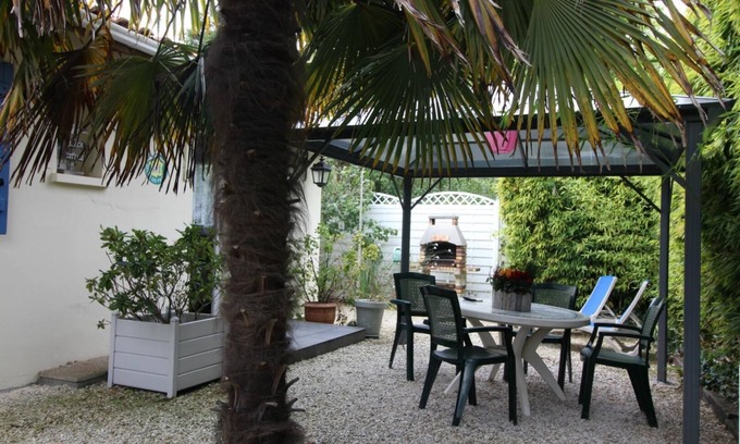 Lanton House | Gite DE Lanton - Lanton