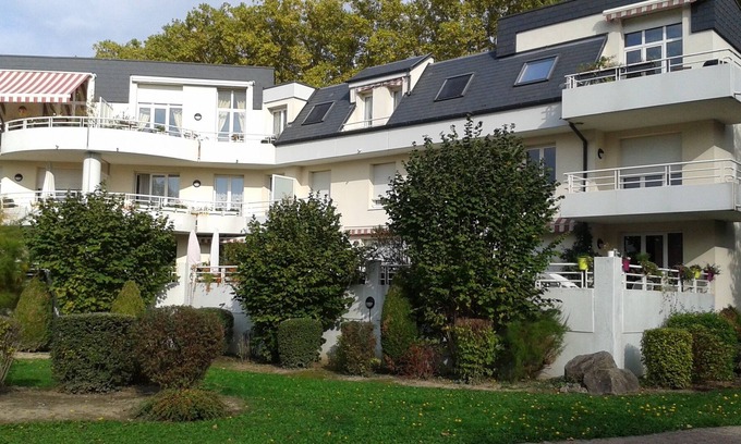 Illkirch-Graffenstaden Apartment | Gîte des Vergers at the gates of Strasourg