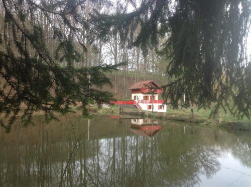 Xertigny House | Gite du creux de la goutte