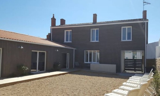 LʼAiguillon-sur-Mer House | Gite DE Groupe 6 Chambres + Mezzanine - Semaine/we