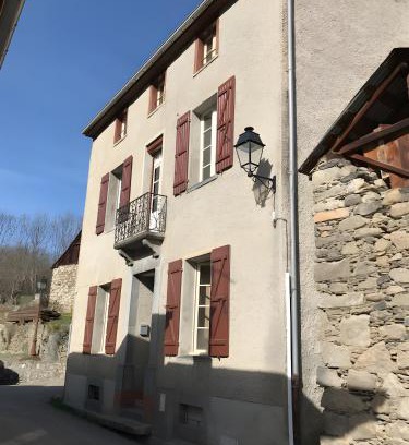 Cazeaux-de-Larboust House | Gite Galy - Maison de montagne
