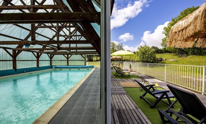 Montgreleix House | Gîte in an oasis of nature, between Cantal and Puy de Dôme