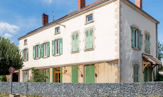 Dompierre-les-Ormes House | Gite in the heart of Saône et Loire