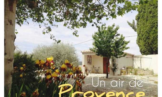 Sainte-Cecile-les-Vignes Other | gite la berthine provençale farm located in a wine village