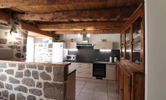 La Chapelle-d'Alagnon Cottage | Gite La Chapelle-d'Alagnon, 5 bedrooms, 13 persons