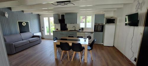 Mauzac House | Gite Rive Charente Le Bateau