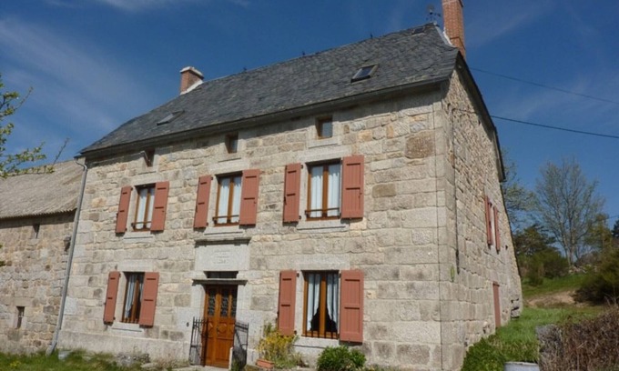Saint-Just Cottage | Gite Val-d'Arcomie-Saint-Just, 4 bedrooms, 10 persons