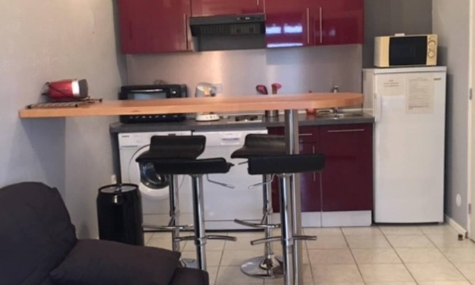 Carpentras Apartment | GITES LES LAURIERS 2/4 PERSONS