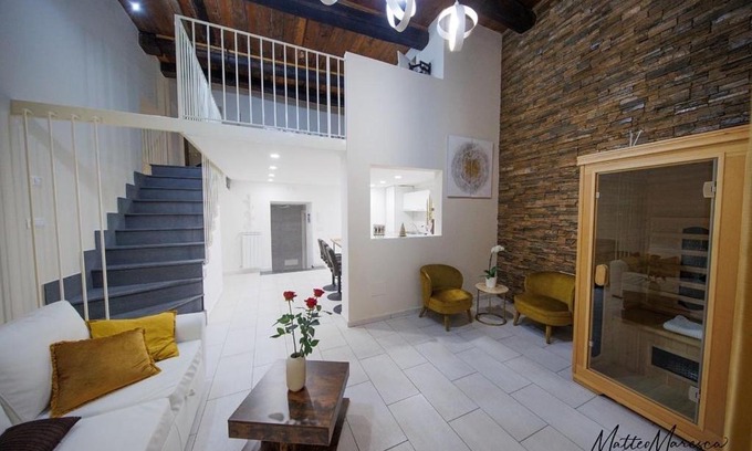 Rione Duomo House | GLAM house & boat