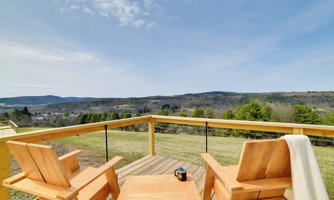 Franklin Apartment | Glamping Getaway at ‘The Coyote Dome’ in Franklin