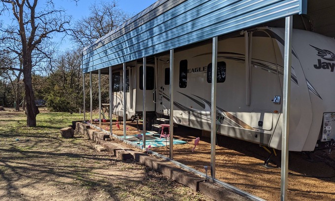 Georgetown House | Glamping in a luxurious Travel Trailer