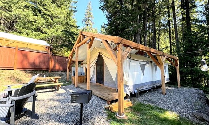 Idleyld Park RV Rental | Glamping! Luxury Tent - Ranger, Idleyld Park, OR