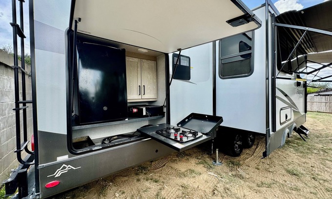 Eastern Division House | Glamping Oasis: Adventure Haven