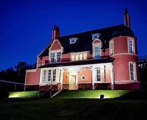 Fort William Bed & Breakfast | Glentower Lower Observatory