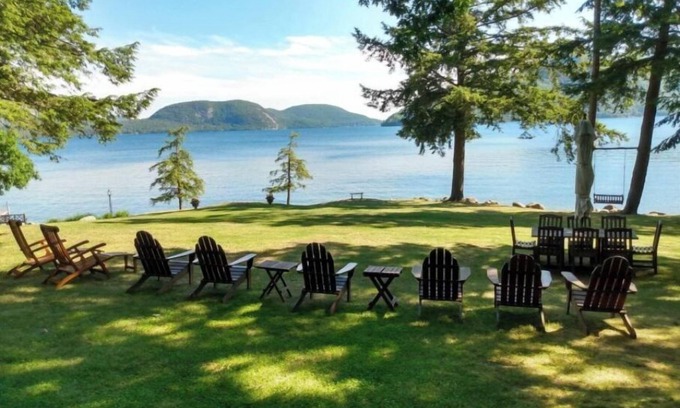 North Lake George House | Glentworth On Lake George - Best views on the lake!