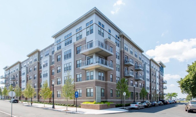 Central-Maverick Square - Paris Street Apartment | Global Luxury Suites East Boston
