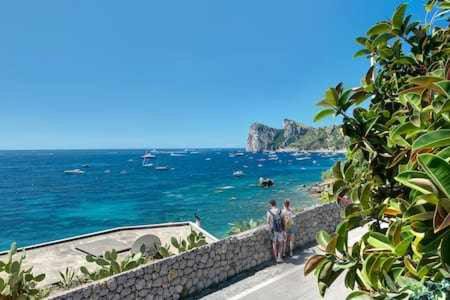 Marina del Cantone Apartment | GOCCE VILLAS - Ginestra beach suite