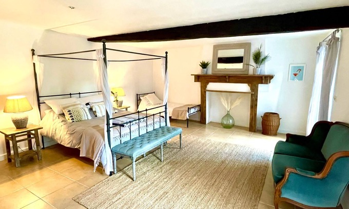 Eymet House | Golden Fig Sleeps 6 with Pool