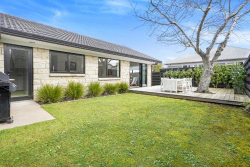 Cambridge House | Golden Grove - Cambridge Holiday Home