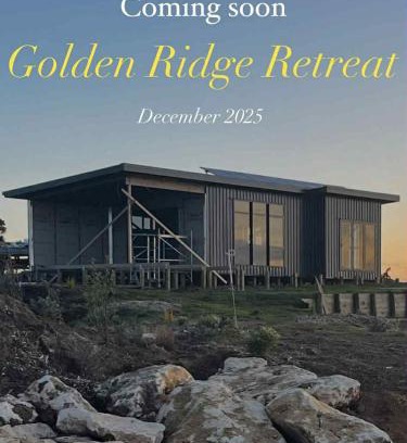 Otorohanga Villa | Golden Ridge Retreat