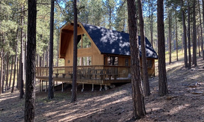 Rapid City Cabin | Golden Summers Cabin WIFI, Close to Lake Pactola