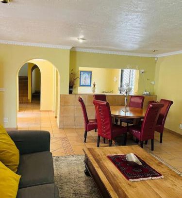Garsfontein House | Goldpot Garsfontein 6 minutes away from SunBet Arena at Time Square Casino