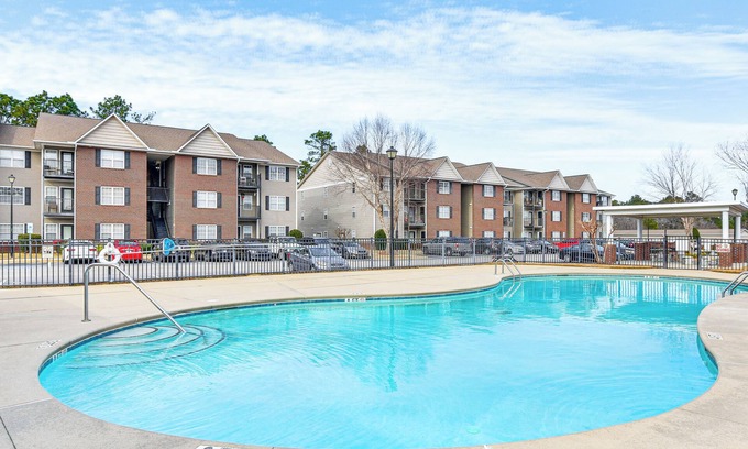 South View House | Golf, Hike & Relax: Family Getaway in Parkton