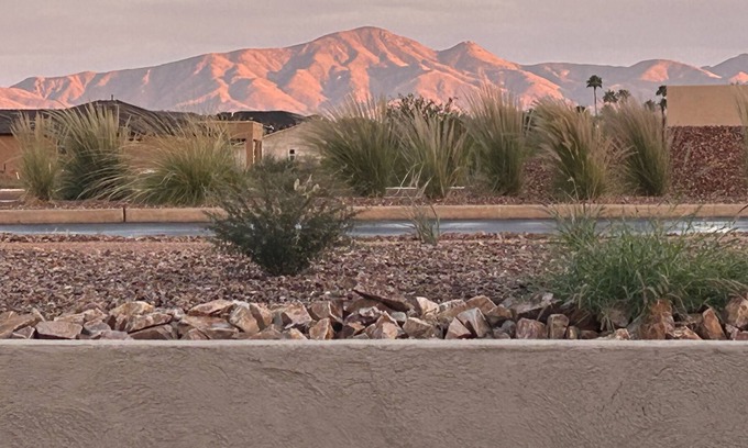 Green Valley House | Golf, Hiking, Star Gazing and Sunsets