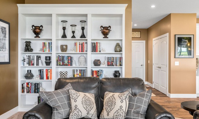 Kewadin House | 🛶 Golf in Luxury | Torch Lake Getaway at A-Ga-Ming | 2 En-Suites ➠ 12534