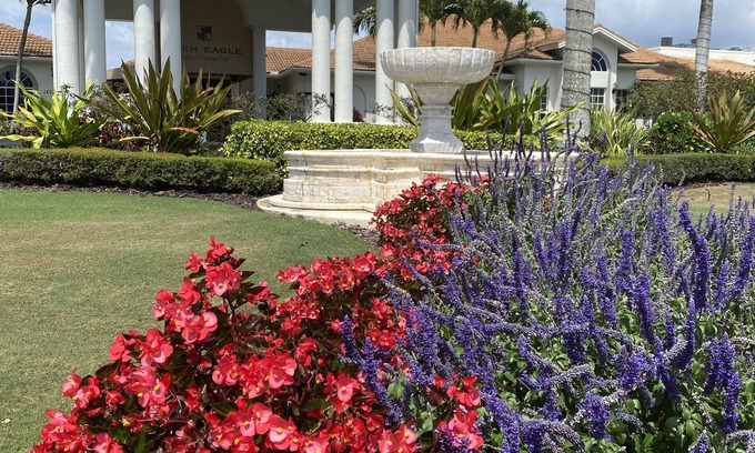 Naples Villa | Golf,Tennis,Beach,Pool,fun and sun!