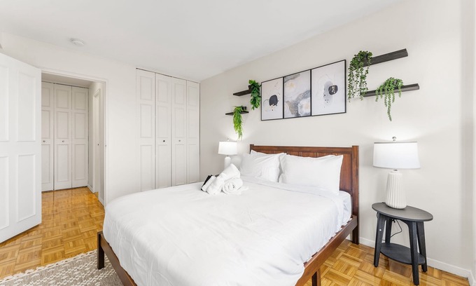 North Brookline Apartment | Gorgeous 2bd/1.5ba Next to BU 7803
