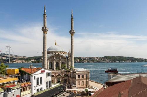 Ortakoy Apartment | Gorgeous Airy 2bd2bath Bosphorus Views! #358