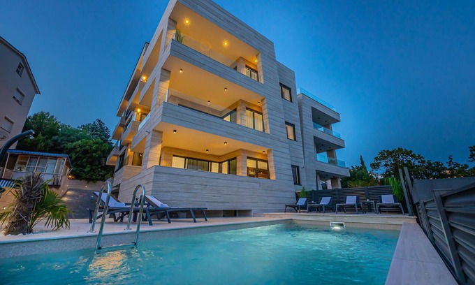 Selce Apartment | Gorgeous apartment in Crikvenica