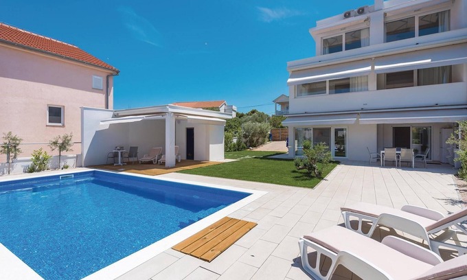 Susica Apartment | Gorgeous apartment in Murter